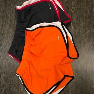 TWO Nike Women's Tempo Dry Core 3'' Running Shorts